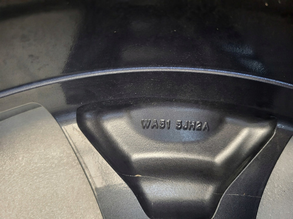 1x Alufelge 18 Zoll 7.0" 6x114.3 45ET 403005JN3A 5JH2A MA-DAR81 Renault Alaskan