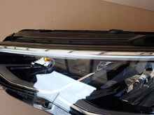 Load image into Gallery viewer, Frontscheinwerfer VW Golf VIII 90150890 5H1941005 LED Links Headlight SCH5067783200mv