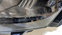 Laden Sie das Bild in den Galerie-Viewer, Frontscheinwerfer Skoda Kamiq 658941015 Links Scheinwerfer Headlight SCH2065314940wx