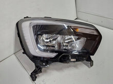 Laden Sie das Bild in den Galerie-Viewer, Frontscheinwerfer Renault Master III 260105567 Rechts Scheinwerfer Headlight SCH4885592432xn