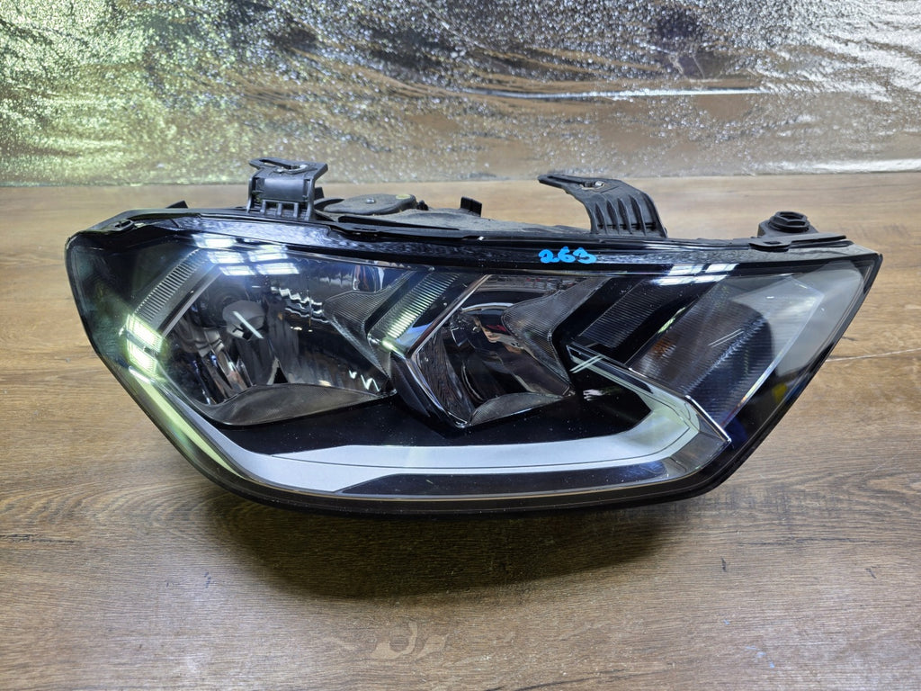 Frontscheinwerfer Audi A1 82A941004 Rechts Scheinwerfer Headlight SCH7367531603jn