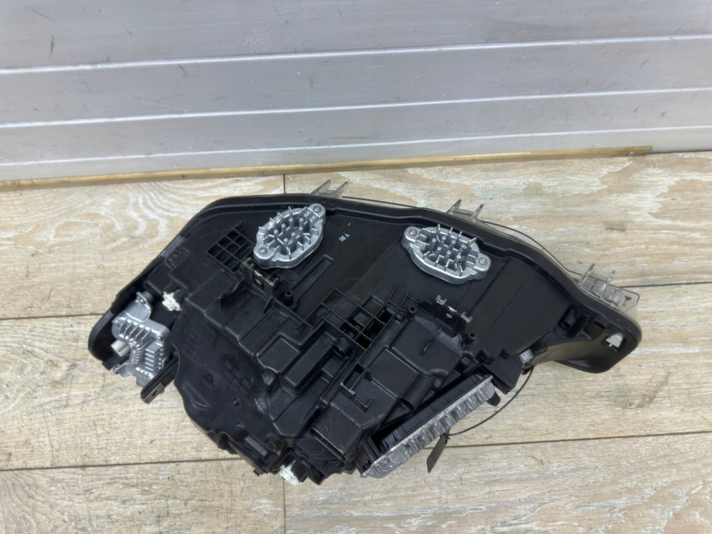Frontscheinwerfer BMW 3 F30 F31 7492616-01 LED Rechts Scheinwerfer Headlight SCH9778791716zj