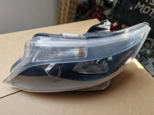 Laden Sie das Bild in den Galerie-Viewer, Frontscheinwerfer Mercedes-Benz Vito W447 A4479067700 1EL01128417 Links SCH7653846273wk