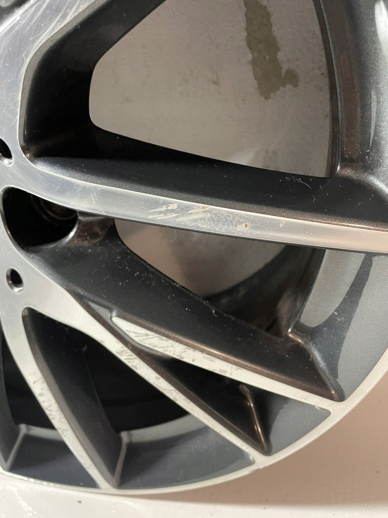 1x Alufelge 17 Zoll 7.0" 5x112 47ET Glanz Grau 7849122 BMW F40 Mg Rim Wheel FEL8031015316vt