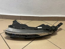 Load image into Gallery viewer, Frontscheinwerfer Hyundai Bayon 92207-Q0600 LED Links Scheinwerfer Headlight