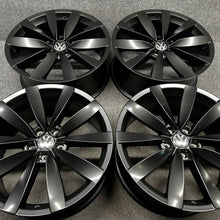 Laden Sie das Bild in den Galerie-Viewer, 4x Alufelge 19 Zoll 8.0" 5x112 41ET Glanz Silber 1K8601025C VW Scirocco Passat FEL5277274442tt