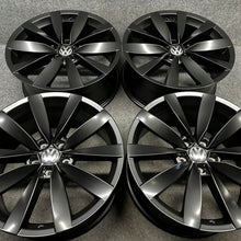 Load image into Gallery viewer, 4x Alufelge 19 Zoll 8.0" 5x112 41ET Glanz Silber 1K8601025C VW Scirocco Passat FEL5277274442tt