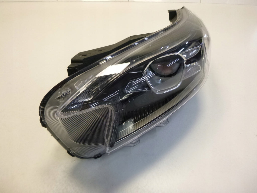 Frontscheinwerfer Kia Xceed J7921-21080 F1921-52610 LED Rechts oder Links SCH6060732512ts