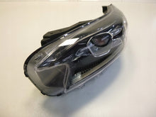 Laden Sie das Bild in den Galerie-Viewer, Frontscheinwerfer Kia Xceed J7921-21080 F1921-52610 LED Rechts oder Links SCH6060732512ts