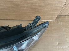 Laden Sie das Bild in den Galerie-Viewer, Frontscheinwerfer Opel Mokka Kamiq 95386945 Xenon Links Scheinwerfer Headlight