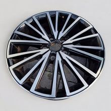 Load image into Gallery viewer, 1x Alufelge 17 Zoll 7.0&quot; 5x112 5F0601025Q Seat Leon Rim Wheel