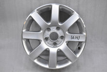 Laden Sie das Bild in den Galerie-Viewer, 1x Alufelge 16 Zoll 6.0&quot; 5x112 50ET Glanz Silber 1K0601025Q VW Golf Rim Wheel