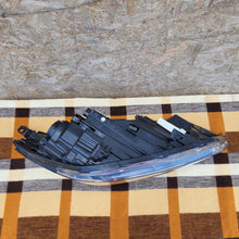 Laden Sie das Bild in den Galerie-Viewer, Frontscheinwerfer Hyundai Tucson Links Scheinwerfer Headlight SCH4147580764sx