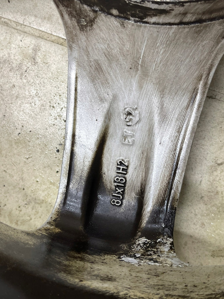 4x Alufelge 18 Zoll 8.0" 5x112 52ET Glanz Silber KBA47961 Audi Q7 Touareg FEL5122605755rz