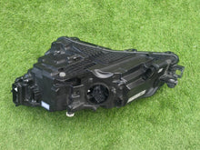Load image into Gallery viewer, Frontscheinwerfer Skoda Superb III 3V1941016D Rechts Scheinwerfer Headlight SCH1079606182ur