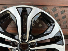 Laden Sie das Bild in den Galerie-Viewer, 1x Alufelge 17 Zoll 7.0" 5x108 47 5ET Glanz Schwarz L1TC-1007-DA Ford Puma FEL3707540664kf