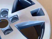 Load image into Gallery viewer, 4x Alufelge 17 Zoll 8.0" 5x120 49ET Glanz Silber 2H0601025 VW Amarok Transporter FEL1106070609xx