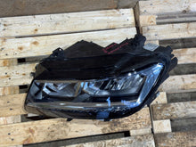 Laden Sie das Bild in den Galerie-Viewer, Frontscheinwerfer VW Tiguan 5NB941035D Links Scheinwerfer Headlight