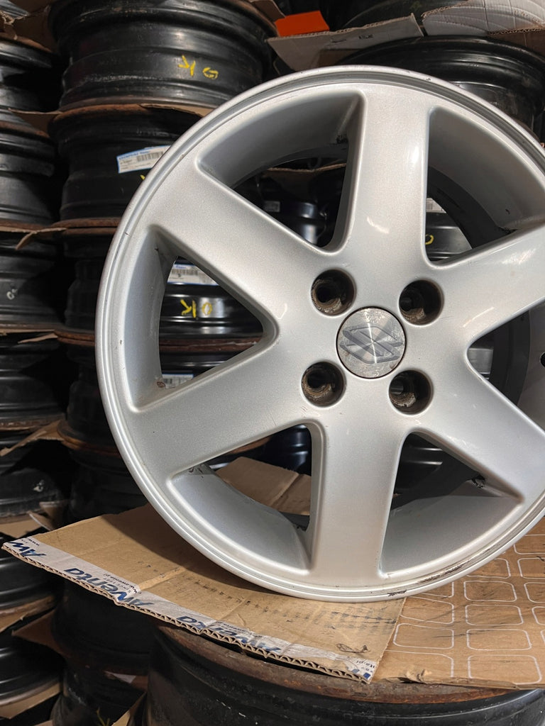 1x Alufelge 15 Zoll 5.0" 4x100 45ET Glanz Silber Suzuki I Ignis Rim Wheel FEL8982390614xf