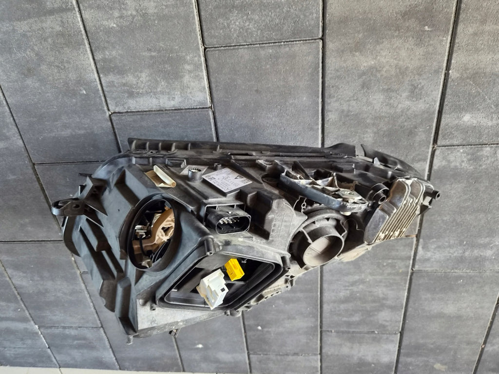 Frontscheinwerfer Mercedes-Benz W205 A2059061606KZ LED Rechts Headlight SCH4491477130it