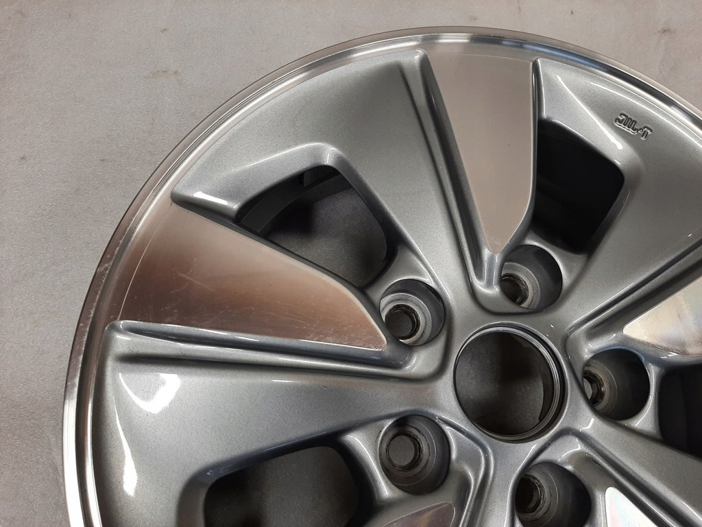 1x Alufelge 15 Zoll 6.0" 5x114.3 45ET Glanz 4FA1A Nissan Leaf Ze0 Ze1 Pulsar