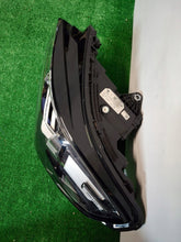 Laden Sie das Bild in den Galerie-Viewer, Frontscheinwerfer BMW X1 5A9A227-01 LED Links Scheinwerfer Headlight SCH4806985795mt