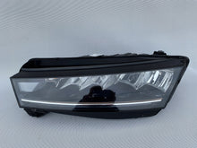 Laden Sie das Bild in den Galerie-Viewer, Frontscheinwerfer Skoda Octavia IV 5E4941015 LED Links Scheinwerfer Headlight SCH9927500778wb