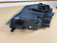 Laden Sie das Bild in den Galerie-Viewer, Frontscheinwerfer VW Taigo 2G7941035A Full LED Links Scheinwerfer Headlight SCH9712767262db