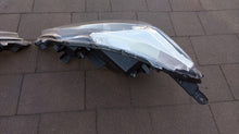 Load image into Gallery viewer, Frontscheinwerfer Mitsubishi Space Ein Satz Scheinwerfer Headlight SCH8646274251wd