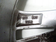Laden Sie das Bild in den Galerie-Viewer, 1x Alufelge 17 Zoll 7.5" 5x105 44ET Glanz Silber Opel Astra Rim Wheel FEL6065618164uv