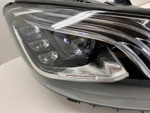 Laden Sie das Bild in den Galerie-Viewer, Frontscheinwerfer Mercedes-Benz W222 A2229067703 Full LED Rechts oder Links