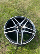 Laden Sie das Bild in den Galerie-Viewer, 1x Alufelge 18 Zoll 9.0&quot; 5x112 54ET A2124010400 Mercedes-Benz W212 Rim Wheel