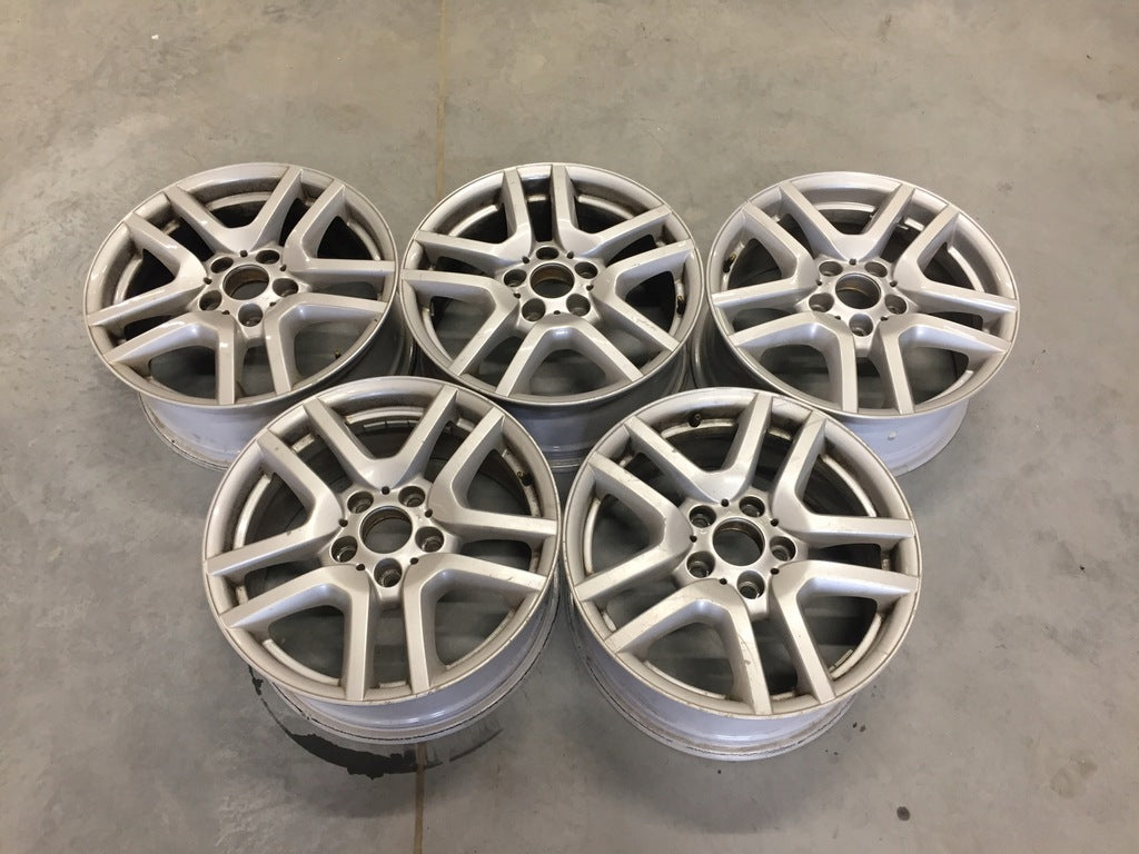1x Alufelge 17 Zoll 7.5" 5x120 40ET Glanz Silber 6761929 BMW E53 Rim Wheel FEL1631694460qo