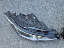 Laden Sie das Bild in den Galerie-Viewer, Frontscheinwerfer VW VIII 5H1941005 5H1941006 Ein Satz Scheinwerfer Headlight SCH9406148418cb
