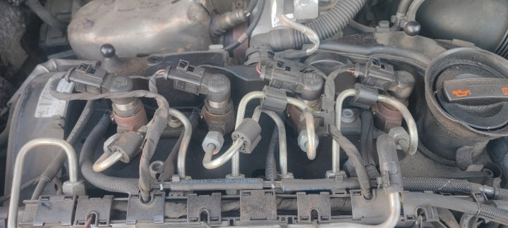 Motor Audi A3 CAY CAYC 1.6 TDI 105PS 77kW 210TKm Diesel Engine Komplett MOT2067928721to