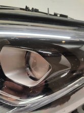 Laden Sie das Bild in den Galerie-Viewer, Frontscheinwerfer Mercedes-Benz Cla A1189062500 Full LED Links Headlight