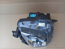 Laden Sie das Bild in den Galerie-Viewer, Frontscheinwerfer Hyundai Tucson 92102N7100 Rechts Scheinwerfer Headlight