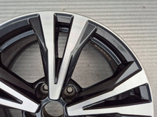Load image into Gallery viewer, 1x Alufelge 18 Zoll 7.0" 5x114.3 40ET HV03BMB94 Nissan Qashqai I J10 J11 FEL8348633323rz