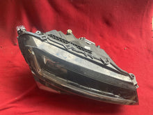 Load image into Gallery viewer, Frontscheinwerfer Skoda Superb 3V1941016D LED Rechts Scheinwerfer Headlight SCH6380856780px