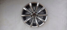 Laden Sie das Bild in den Galerie-Viewer, 1x Alufelge 17 Zoll 7.0" 5x112 40ET Glanz Silber 3G0601025D VW Passat B8 FEL5762210683ao