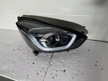 Laden Sie das Bild in den Galerie-Viewer, Frontscheinwerfer Honda Jazz V Rechts Scheinwerfer Headlight SCH7540994790gd