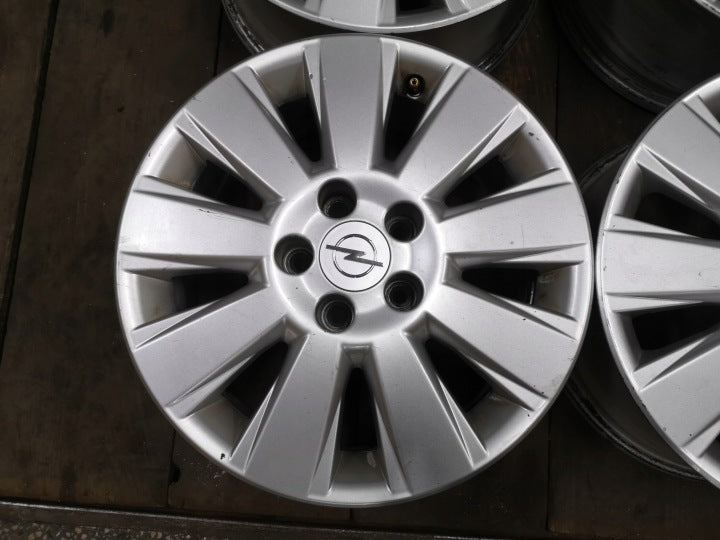 4x Alufelge 16 Zoll 6.5" 5x110 41ET Silber Opel Rim Wheel FEL5895549620ip