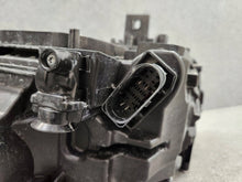 Laden Sie das Bild in den Galerie-Viewer, Frontscheinwerfer Mercedes-Benz W247 A2479065207 LED Rechts Headlight SCH4980892539fq