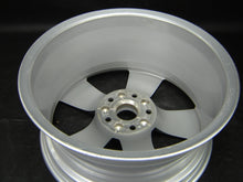 Load image into Gallery viewer, 1x Alufelge 17 Zoll 8.0&quot; 5x112 47ET Glanz Silber 8S0601025 Audi A3 Tt Rim Wheel