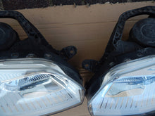 Load image into Gallery viewer, Frontscheinwerfer Citroën C5 Ein Stück (Rechts oder Links) Headlight