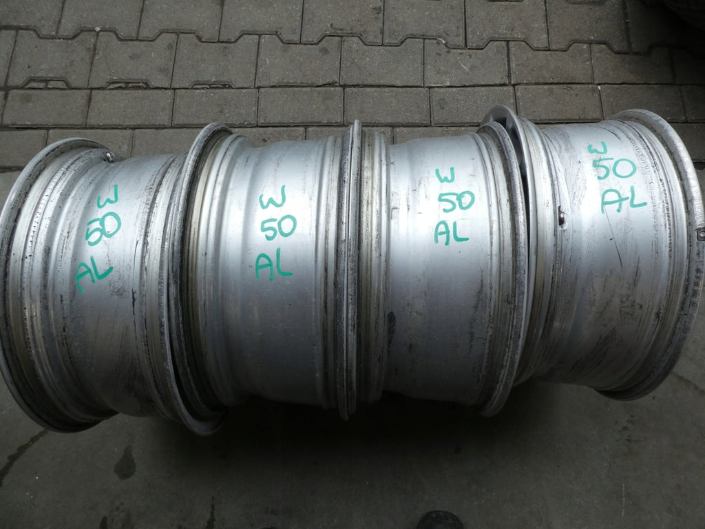 4x Alufelge 17 Zoll 5x120 VW Rim Wheel FEL5781839808hr