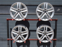 Laden Sie das Bild in den Galerie-Viewer, 4x Alufelge 17 Zoll 7.0" 5x112 42ET 8W0601025 Audi A4 B9 B6 Rim Wheel FEL3608200536zz