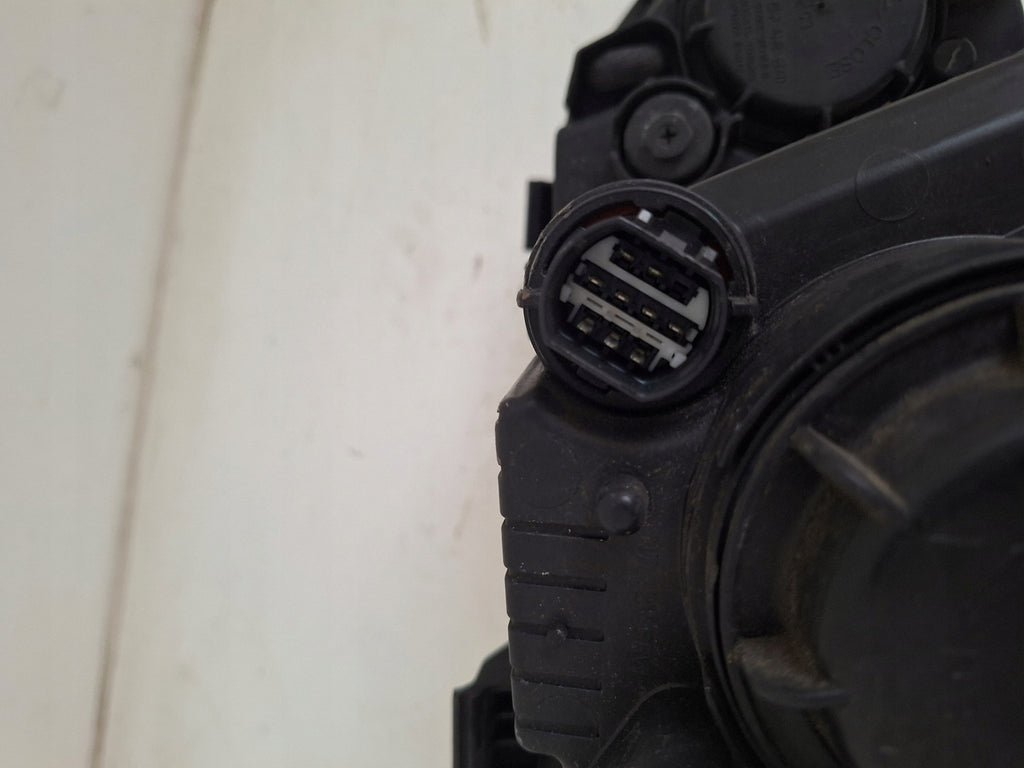 Frontscheinwerfer Hyundai I20 92102-4P500 Rechts Scheinwerfer Headlight