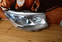 Laden Sie das Bild in den Galerie-Viewer, Frontscheinwerfer Mercedes-Benz Sprinter A91090601002 ZGS010Q0790139095AF Rechts SCH5926286018xd