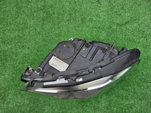 Laden Sie das Bild in den Galerie-Viewer, Frontscheinwerfer BMW 5 F11 F10 1EL011087-21 Bi-Xenon Links Headlight SCH4918602821pv